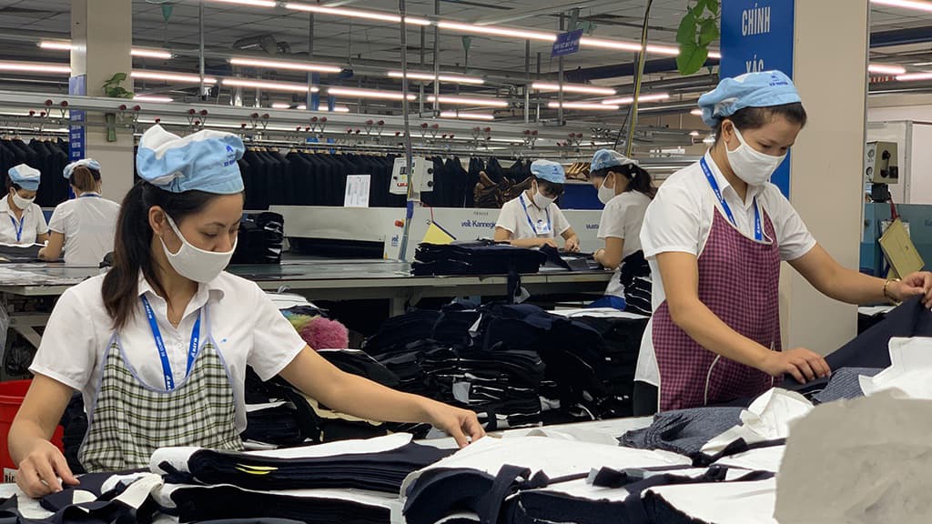 Hình phạt đối với công ty không cho nghỉ chế độ ngày đèn đỏ