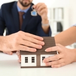 Xử lý thế nào khi hợp đồng chia tách nhà đất đã công chứng nhưng phát sinh tranh chấp? Xử lý thế nào khi hợp đồng chia tách nhà đất đã công chứng nhưng phát sinh tranh chấp?