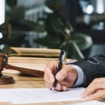 Thừa kế tiền gửi không phải ai cũng biết: Những quy tắc và lưu ý quan trọng Thừa kế tiền gửi không phải ai cũng biết: Những quy tắc và lưu ý quan trọng