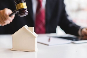 Công chứng hợp đồng đấu giá