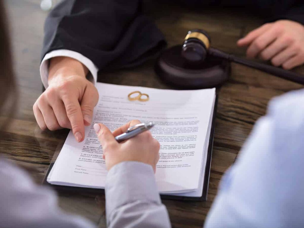 Luật Hôn nhân và Gia đình
