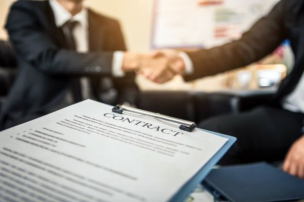 Người được ủy quyền có được ủy quyền lại không