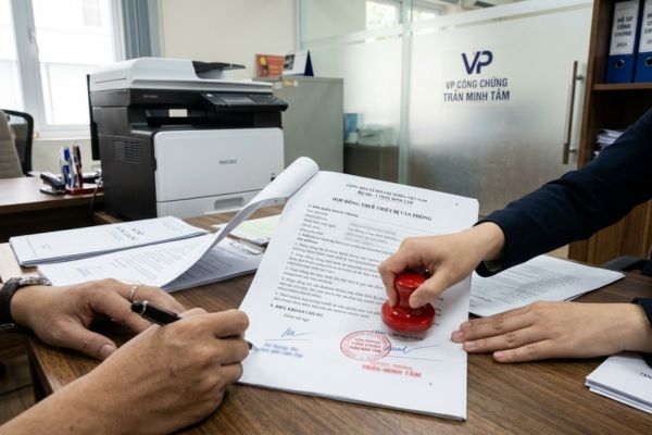 Công chứng hợp đồng thuê thiết bị văn phòng