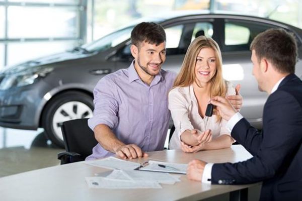Quyền và nghĩa vụ của bên mua và bên bán xe